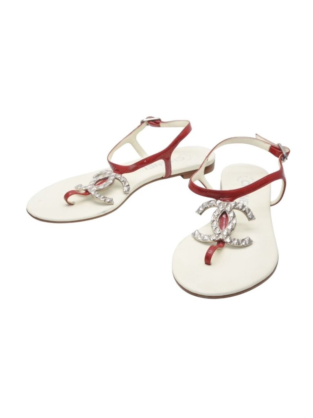 Chanel Thong Sandals CC Logo Patent Leather Red Ivory